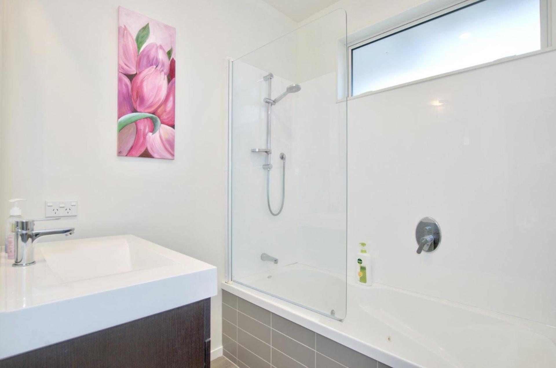 Banbury Deluxe With Spa Bath! Private Courtyard! كوينستاون المظهر الخارجي الصورة